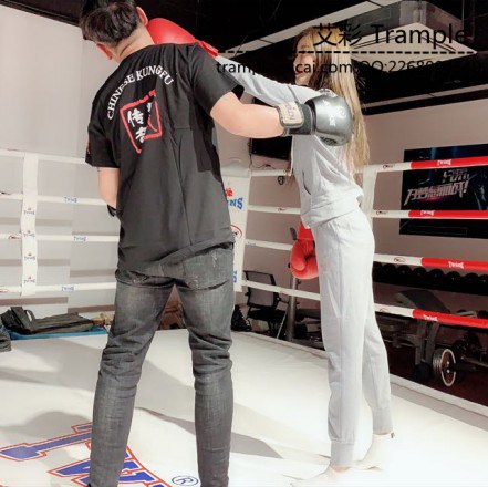 【VIVI】超残忍-把M当沙包练拳击嘞脖窒息