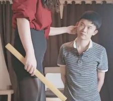 【飞扬女王】妈妈戒尺训导狗儿子 bf8820