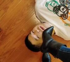 【辣妹】脏臭靴子辱狗 bf18621