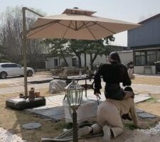 【沅芷大人】御姐公园骑趴马奴/作人体休闲椅/鞭抽sp bf25522