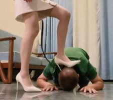 【柔儿公主】肉丝高跟虐老狗 bf34229