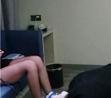 【90后喵女王】高帮鞋黑丝踩虐/脚插嘴/头顶鞋/腿绞窒息 JS240502-9