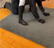 【魔鬼天使】马术女教练骑人形犬 JS240823-8