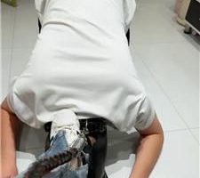 【雅妈】贝壳头踩虐/下跪做家务/骑马/头顶鞋 bf44005