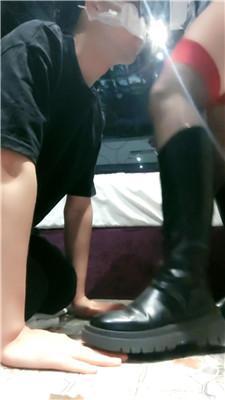 【柠柠】长靴黑丝美腿碾压虐 JS250421-17