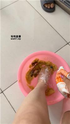 【娜娜大人】脚踩强迫喂食贱奴 JS250518-37