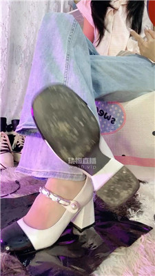 【苒苒】香水绿帽短丝脏鞋底    250727-11