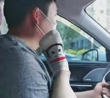 【巴莉女王】车内原味棉袜脚羞辱 bf12012