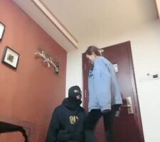 【秋秋】健身回来惩罚偷鞋的狗 bf27550