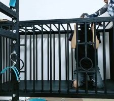 【媚娘】狗笼圈养绿帽狗/高跟踩虐舔 JS23061302