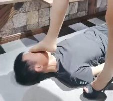 【魔鬼天使】爆踩脖子/深喉/脚耳光 bf31714