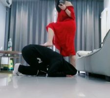 【伊柔】粗高跟裸足狂舔/耳光【完整版】JS23090766