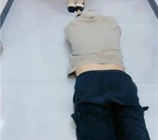 【薯条】绿帽老公伺候女友约会回家【完整版】 bf38525