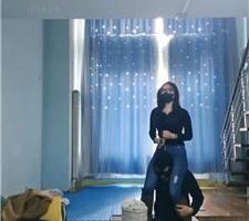 【夏娃】长靴踩虐/强制闻臭袜/骑马骑脖/掐乳喂口水 bf38962