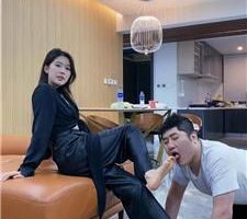 【麋鹿银儿】素人车模S-脚插嘴裸足狂舔/提档/灌洗脚水 bf40281