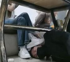 【文文文文】闺蜜聚会-桌底视角无意识虐狗 bf40439