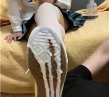 【黑泽兮】脏帆布鞋白丝脚喂酸奶 bf40522