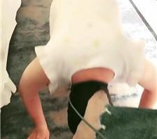 【芸芽】原味灰丝高跟恋足舔 JS241107-2