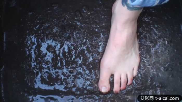 STL-极端屈辱！臭泥脚暴力颜踏！女神满脚臭泥踩烂狗脸！O-210707-4