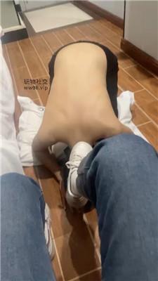 【白兔】小白鞋白袜气味辱 JS250121-5