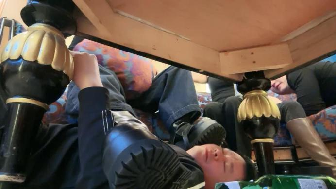 【文文文】KTV多素人-沉浸式脏鞋踩 JS250204-27