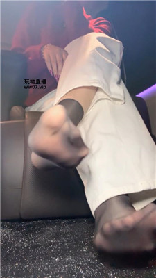 【辣辣姐】黑短丝香水场    250313-13