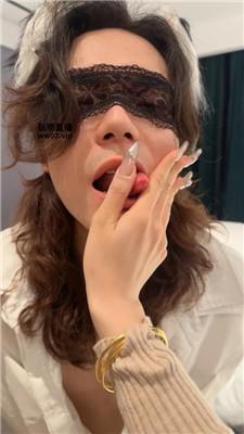 【不知名】车模S-白袜诱惑虐发型师 bf52175