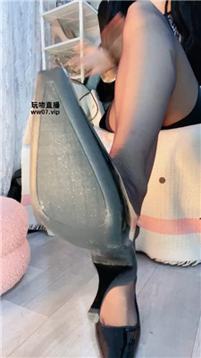 【苒苒】黑丝羞辱    250518-15