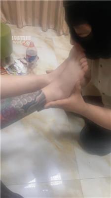 【uus】皮鞋白袜呕吐高跟踩踏【双视角版】 JS251103-23