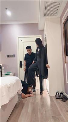 【可可夫妻】绿奴伺候回家情侣主 bf59095