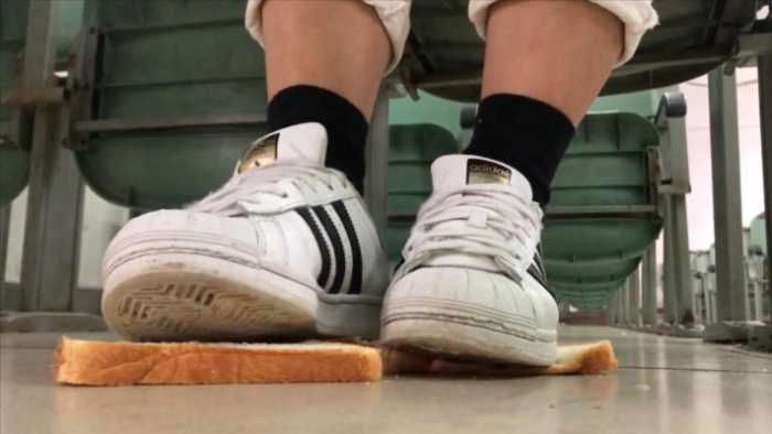 贝壳头踩面包蛋糕 JS251120~6