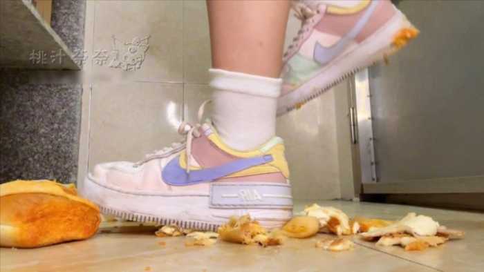 af1后跟踩面包 JS251203~5